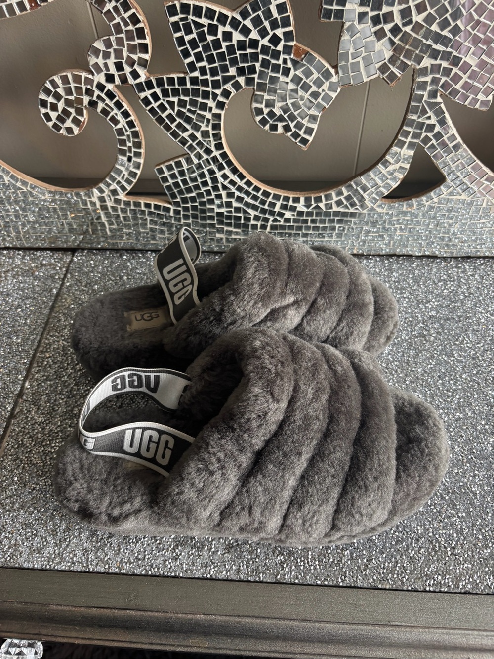 ⭐️UGG‎ Fluff Yeah Slide Slippers in Charcoal Gray